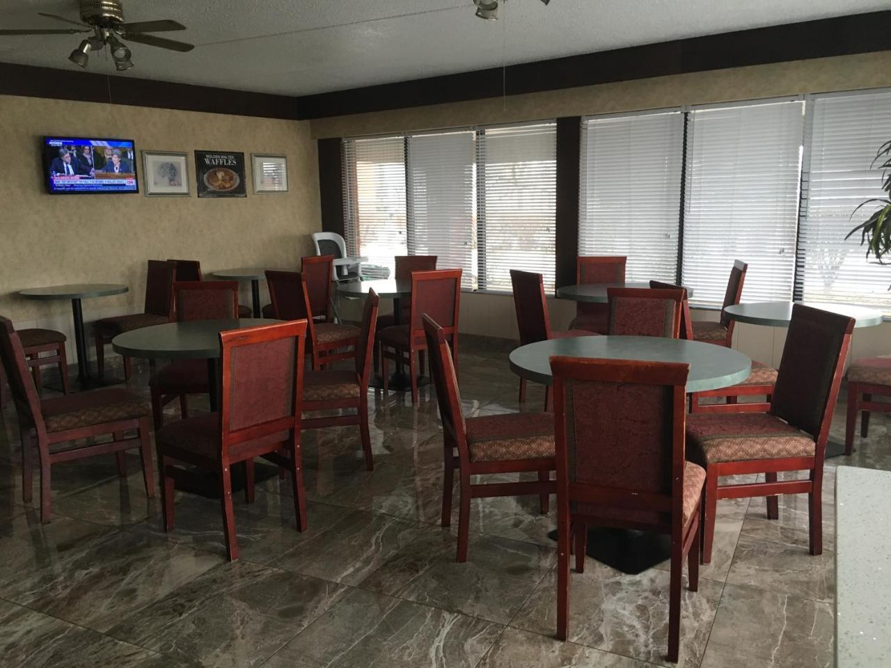 Comfort Inn Meadowvale Миссиссага Экстерьер фото