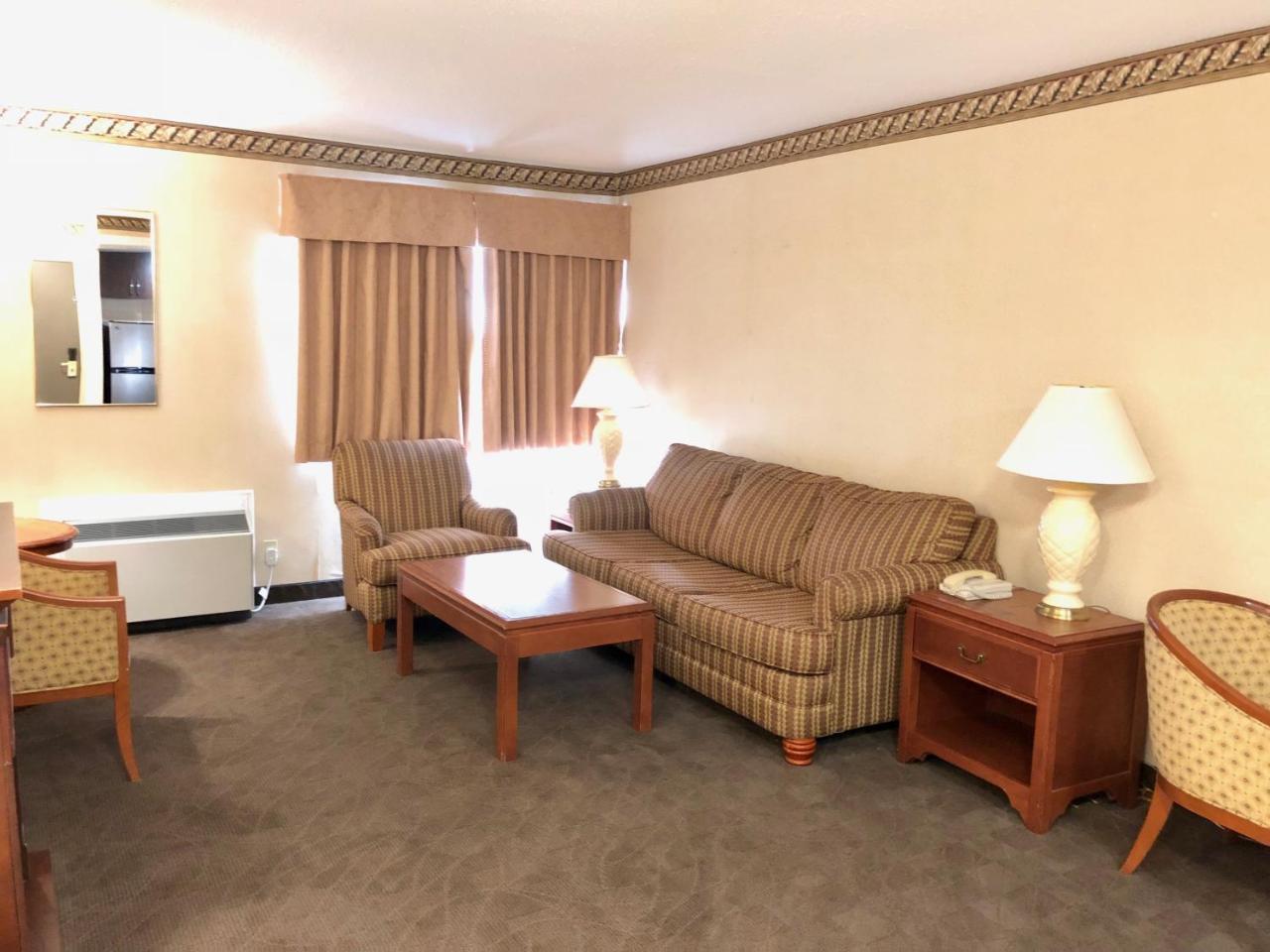 Comfort Inn Meadowvale Миссиссага Экстерьер фото